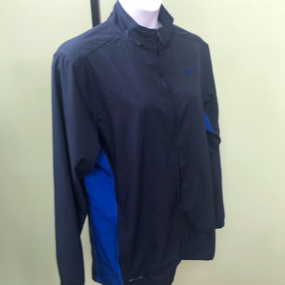 Nike Dri-Fit Jacket - Picture 4 of 12